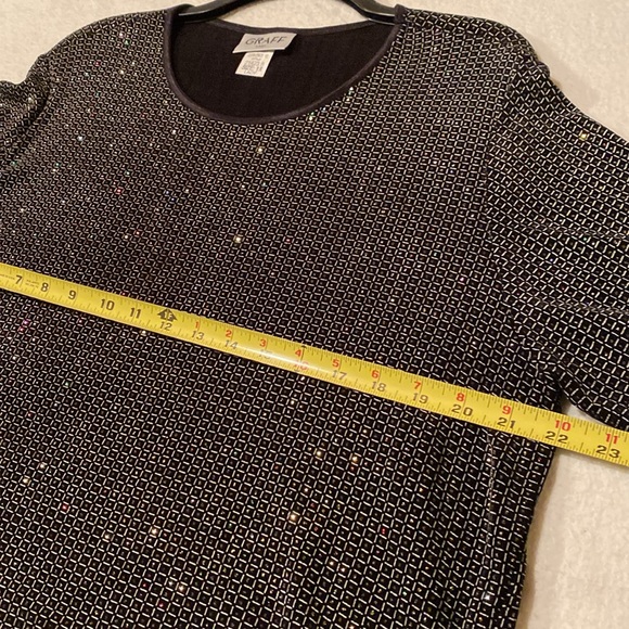 Graff Lady 2-piece Top and Jacket - Picture 9 of 10